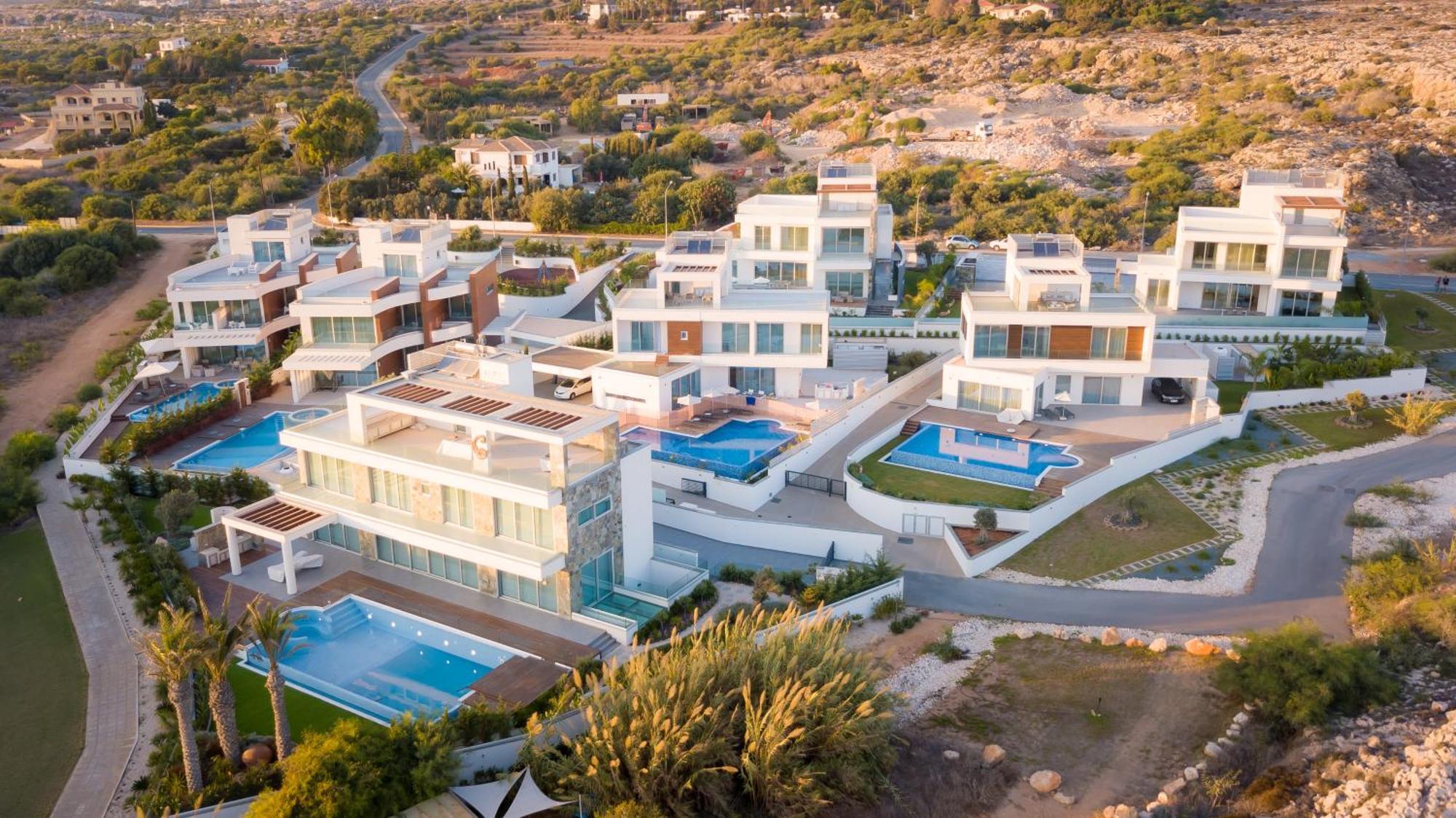 Sea Pearl Seaview - Oriana Ajía Nápa