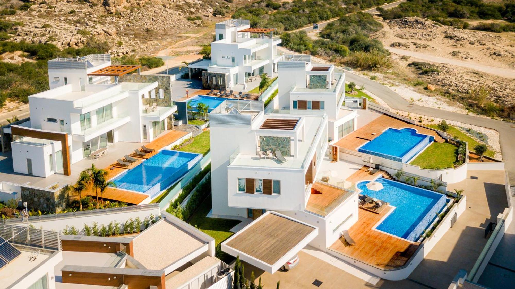 Villaer Sea Pearl Seaview - Oriana Ajía Nápa