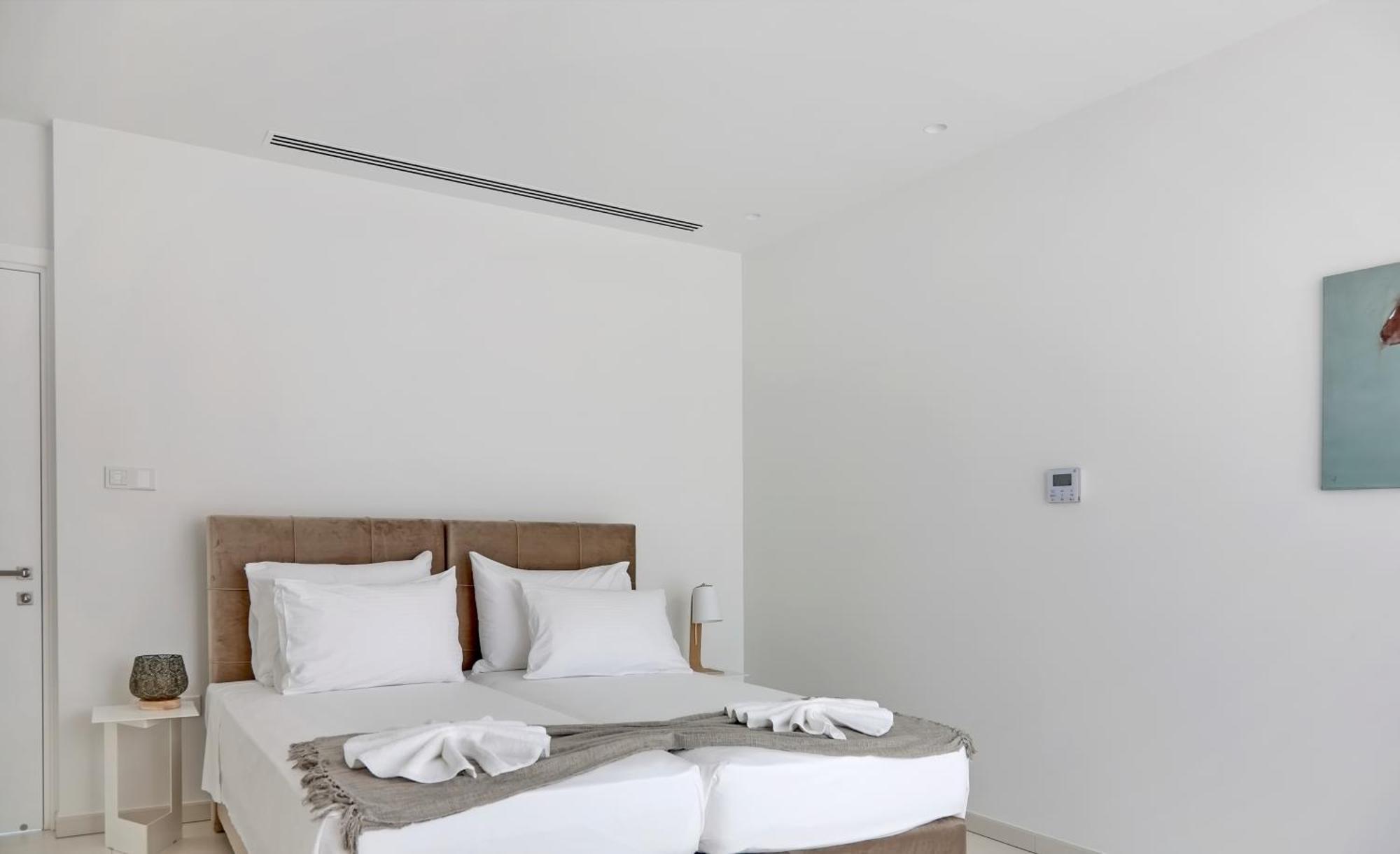 Villaer Sea Pearl Seaview - Oriana Ajía Nápa
