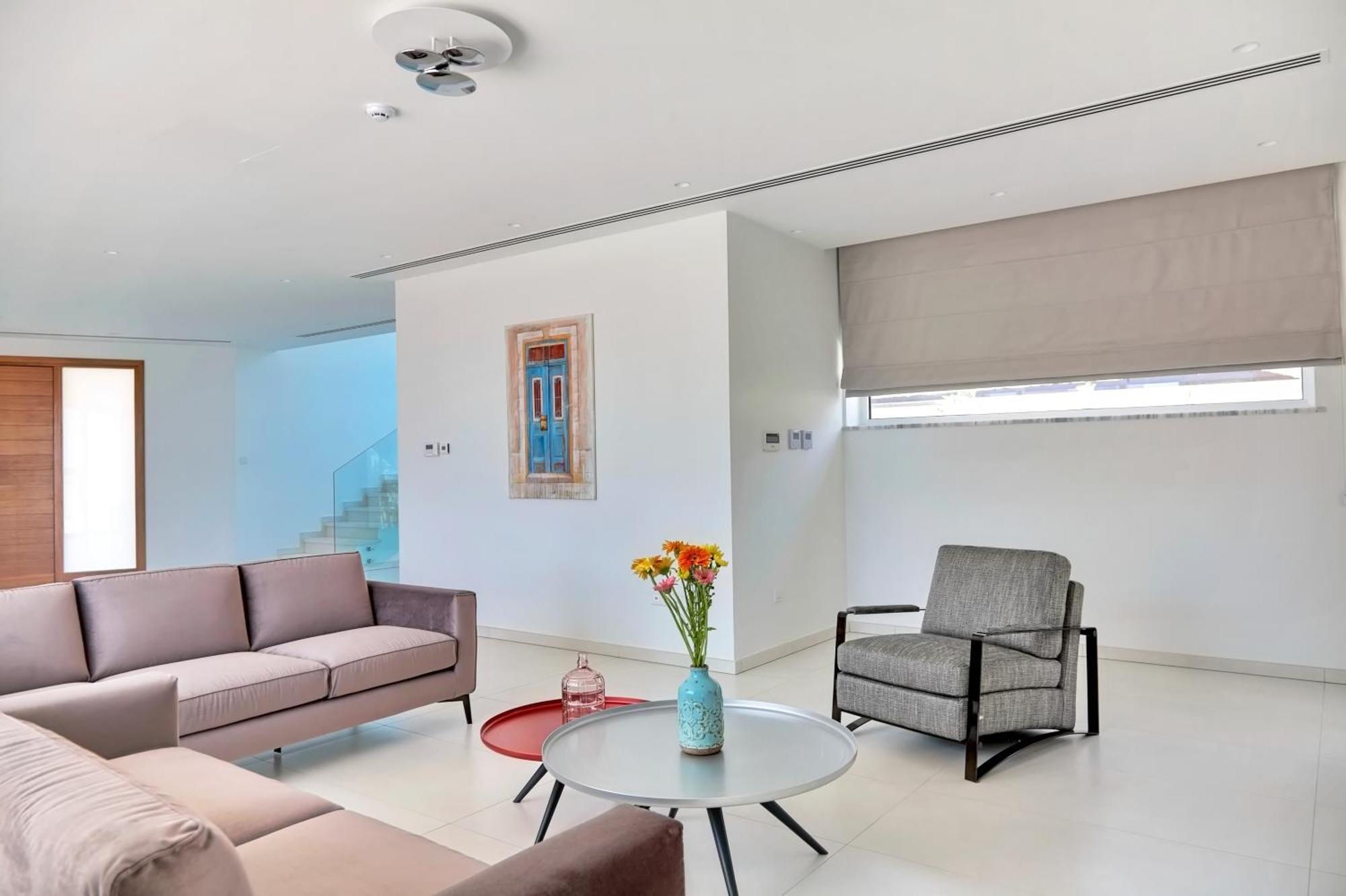 Villaer Sea Pearl Seaview - Oriana Ajía Nápa