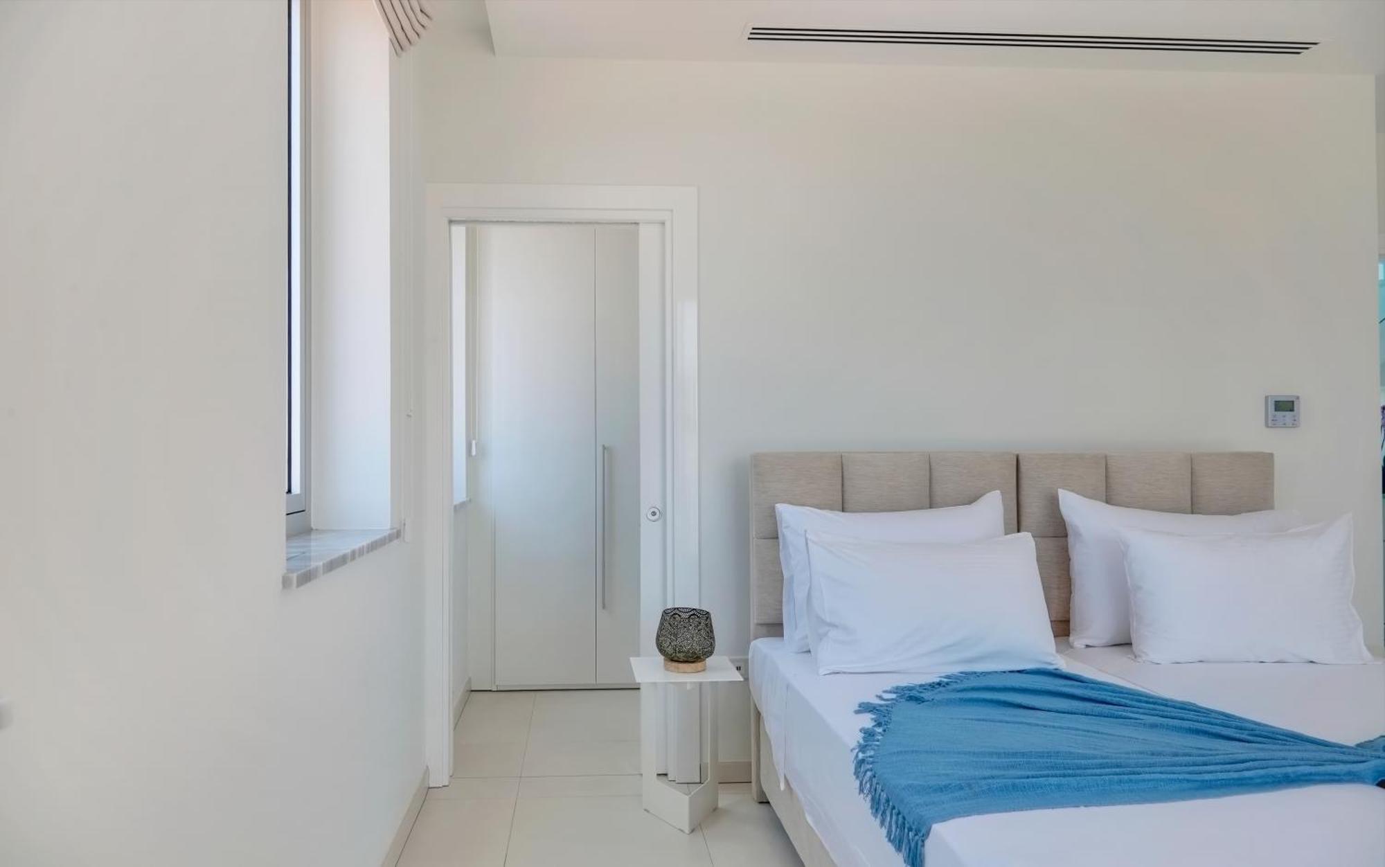 Villaer Sea Pearl Seaview - Oriana Ajía Nápa