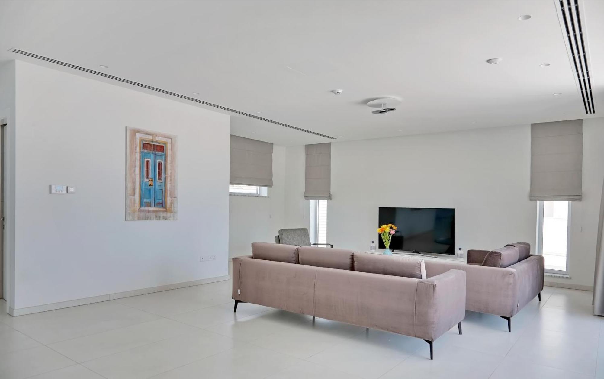 Villaer Sea Pearl Seaview - Oriana Ajía Nápa