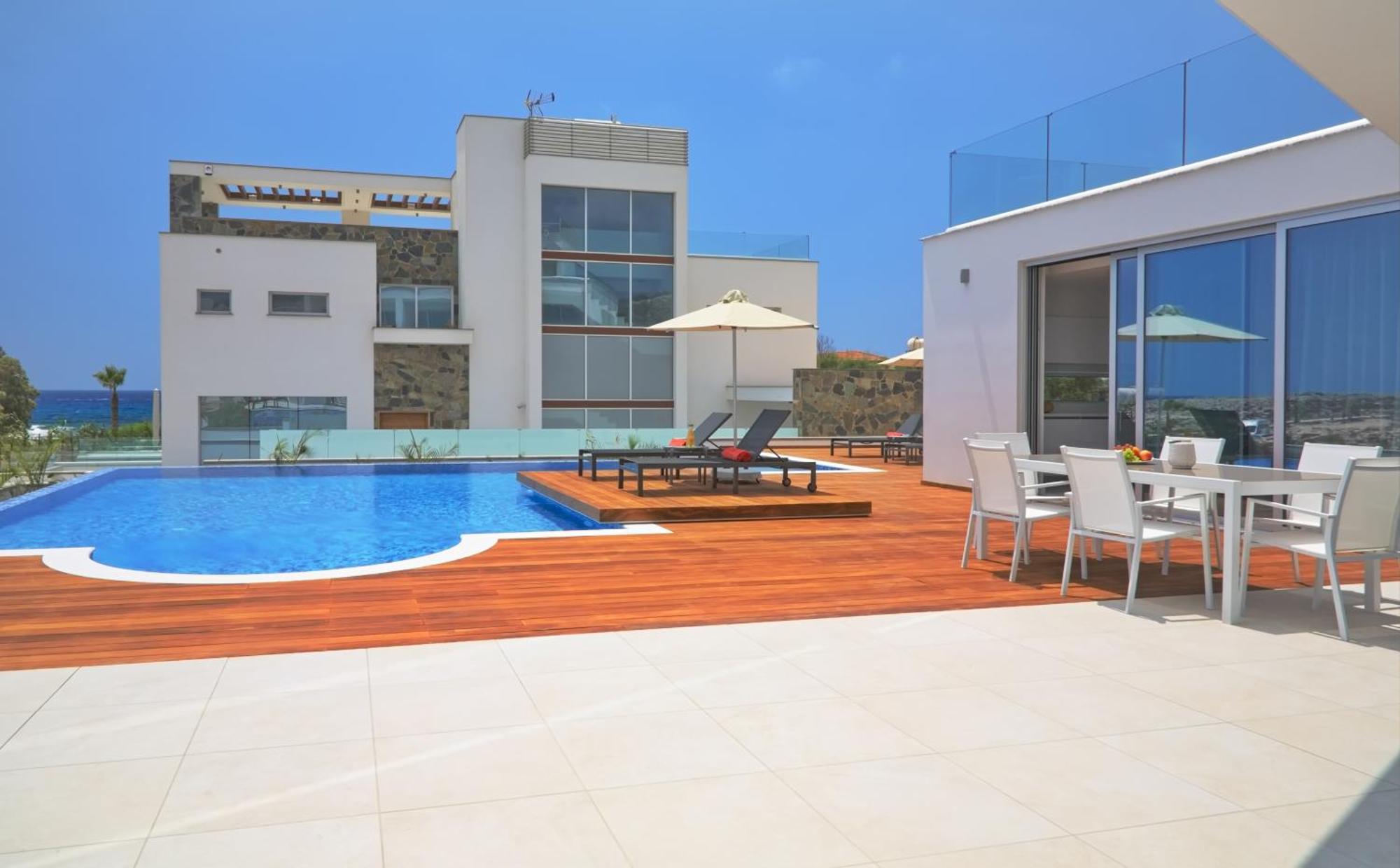 Villaer Sea Pearl Seaview - Oriana Ajía Nápa