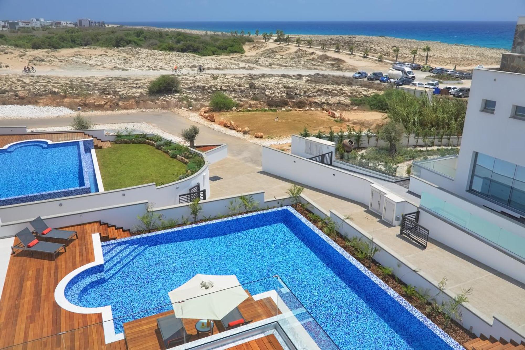 Villaer Sea Pearl Seaview - Oriana Ajía Nápa